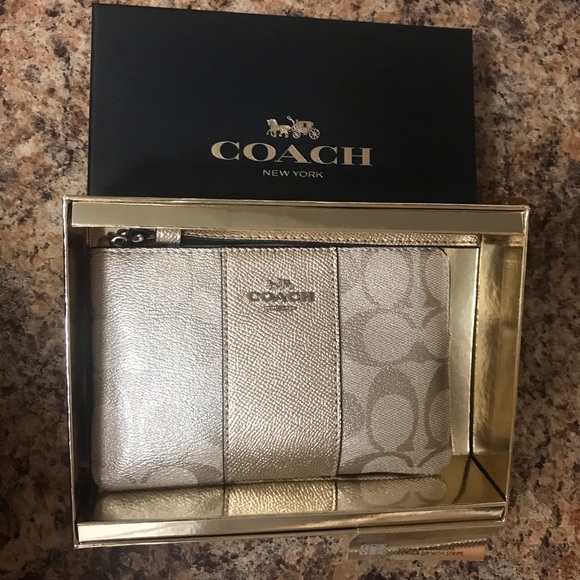 Coach Handbags - NWT Coach Wristlet